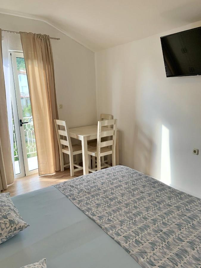 Apartments Villa Antony 2 Drvenik  Esterno foto